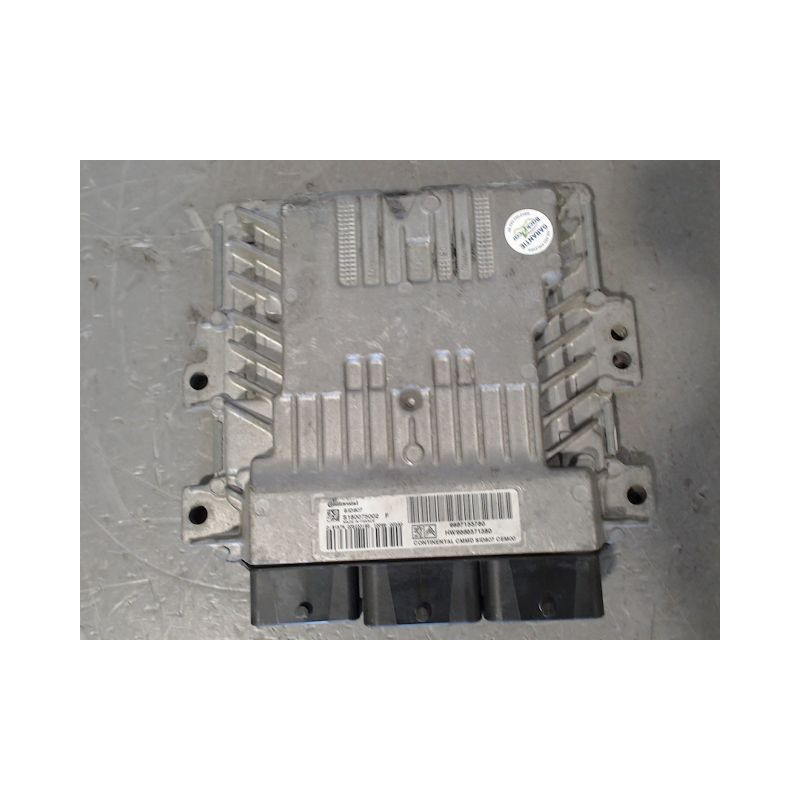 CALCULATEUR MOTEUR PEUGEOT 207