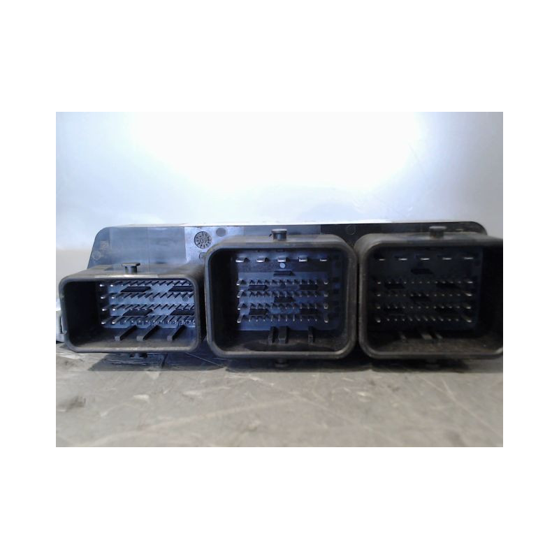 CALCULATEUR MOTEUR PEUGEOT 207