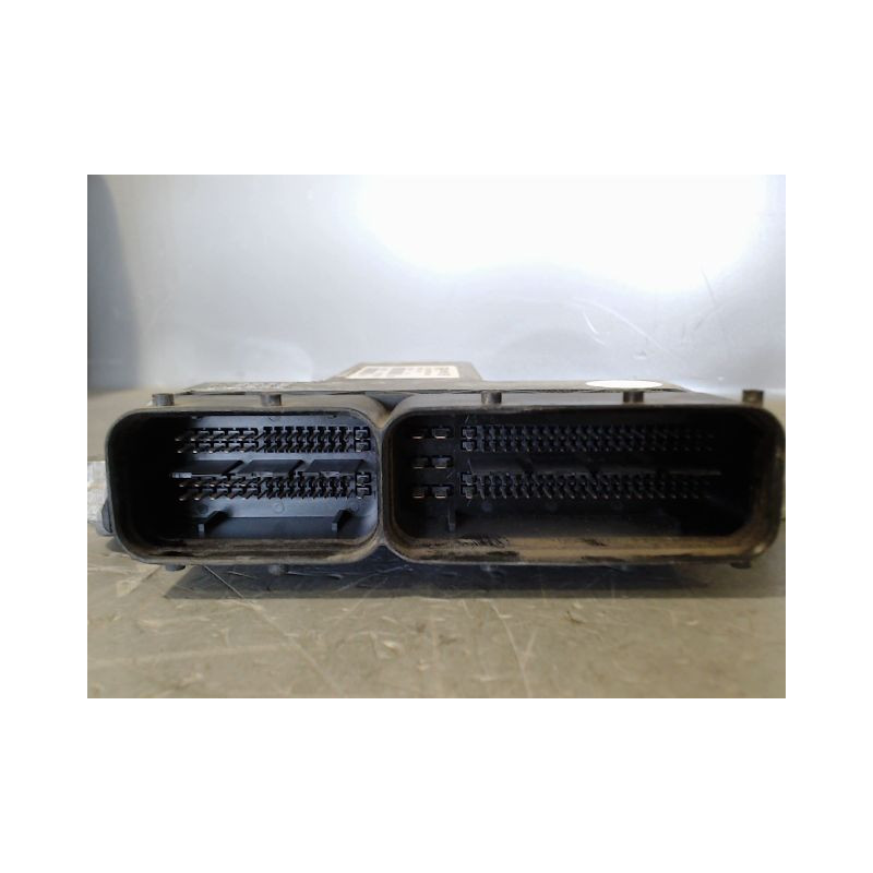 CALCULATEUR MOTEUR OPEL MERIVA
