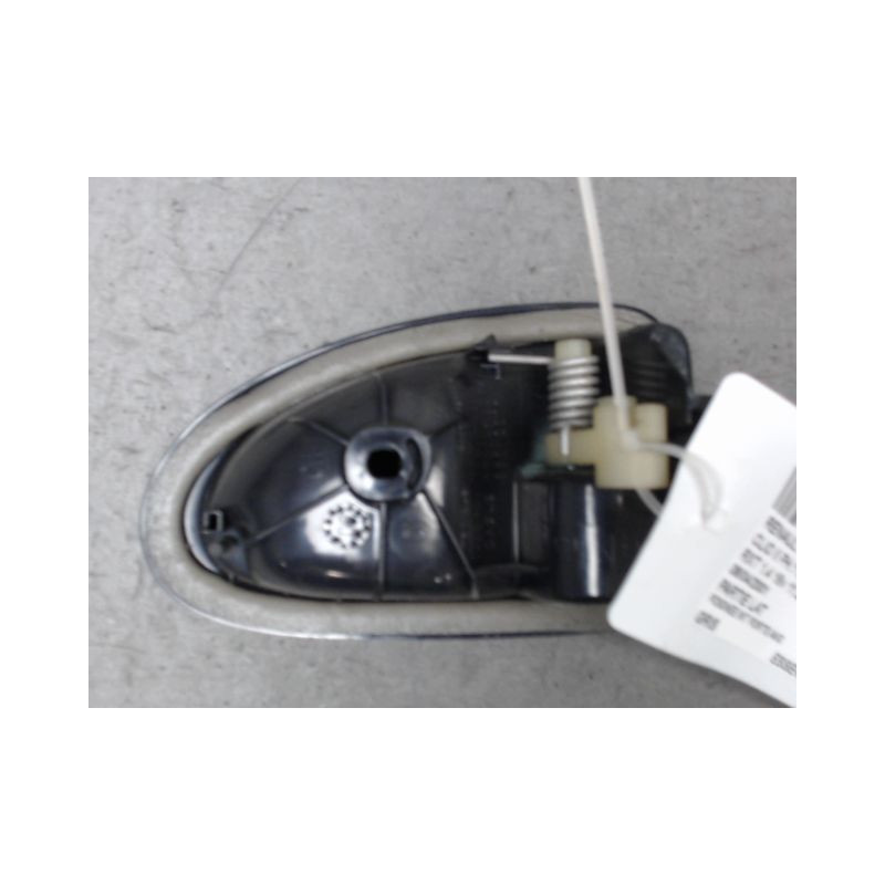 POIGNEE INTERIEURE PORTE AVANT GAUCHE RENAULT CLIO II PH.1 98-2001