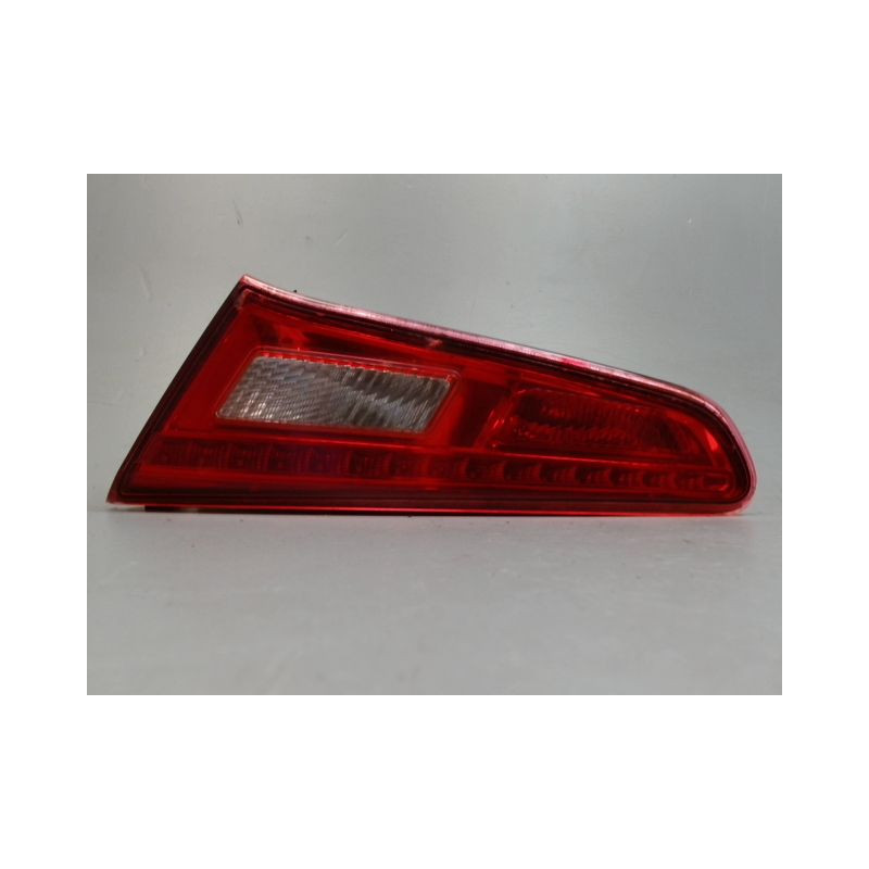 FEU ARRIERE INTERIEUR DROIT ALFA ROMEO GUILIETTA 2010-