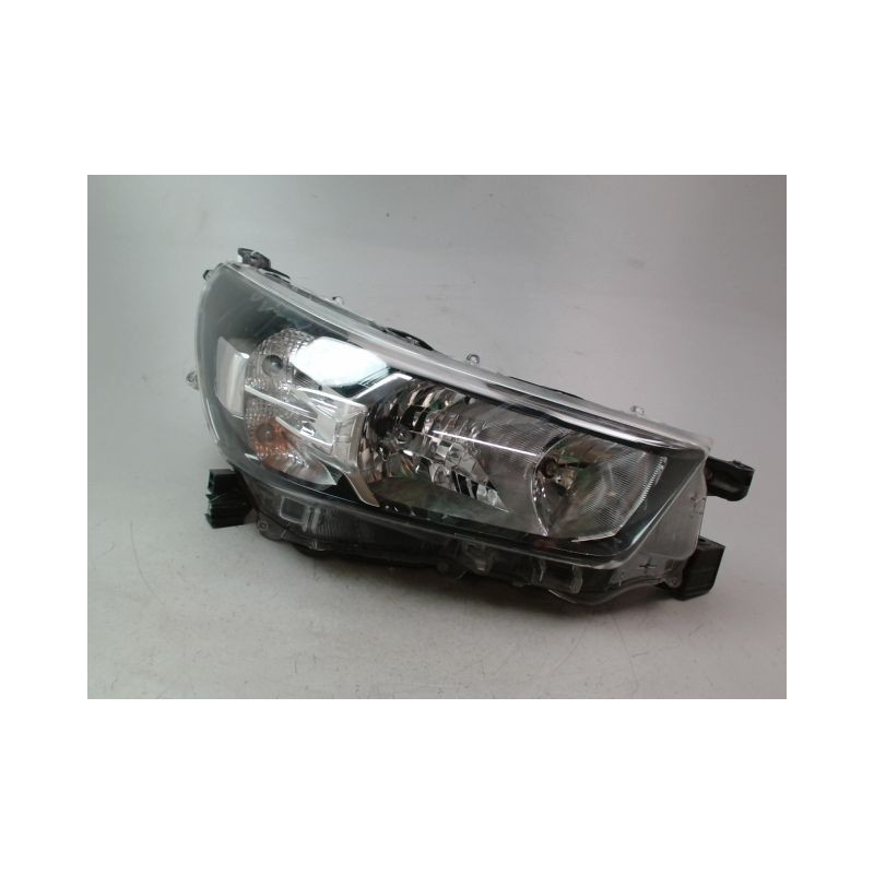 PHARE DROIT TOYOTA HILUX DOUBLE CABINE 2006-