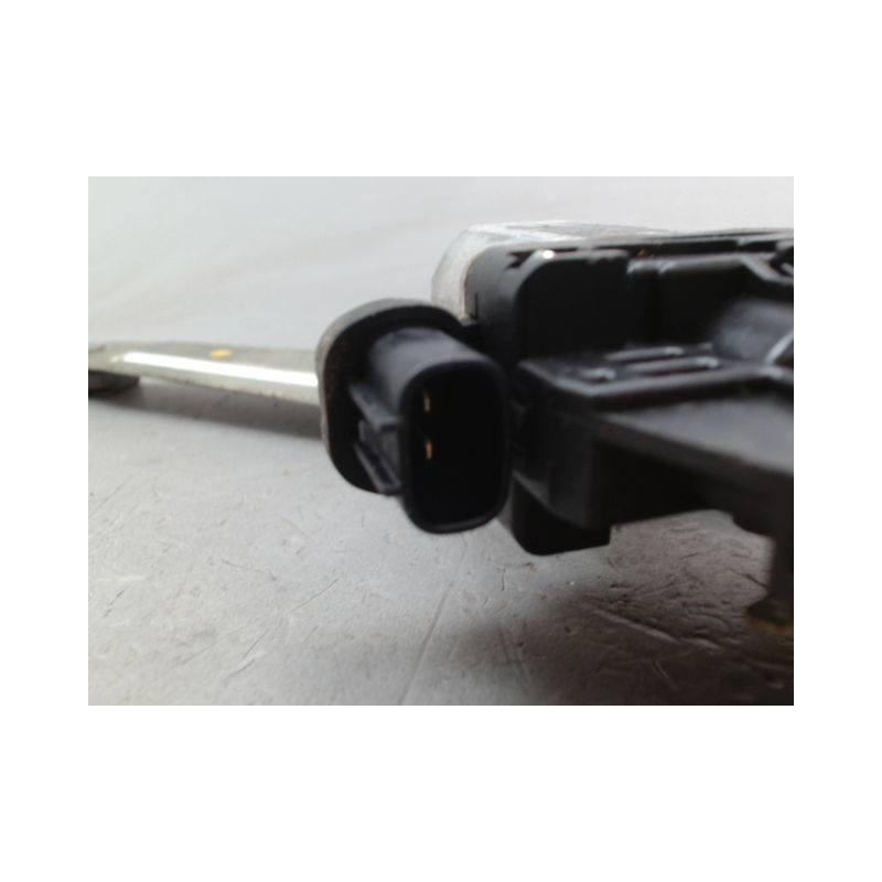 MECANISME+MOTEUR LEVE-GLACE ARRIERE GAUCHE TOYOTA HILUX DOUBLE CABINE 2006-