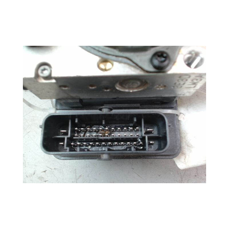 UNITE HYDRAULIQUE ABS KIA STONIC