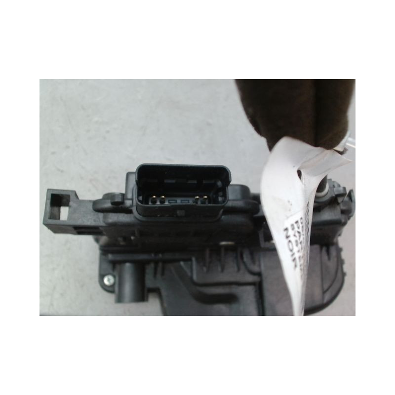 SYSTEME CONDAMNATION AVANT DROIT KIA SOUL 08-