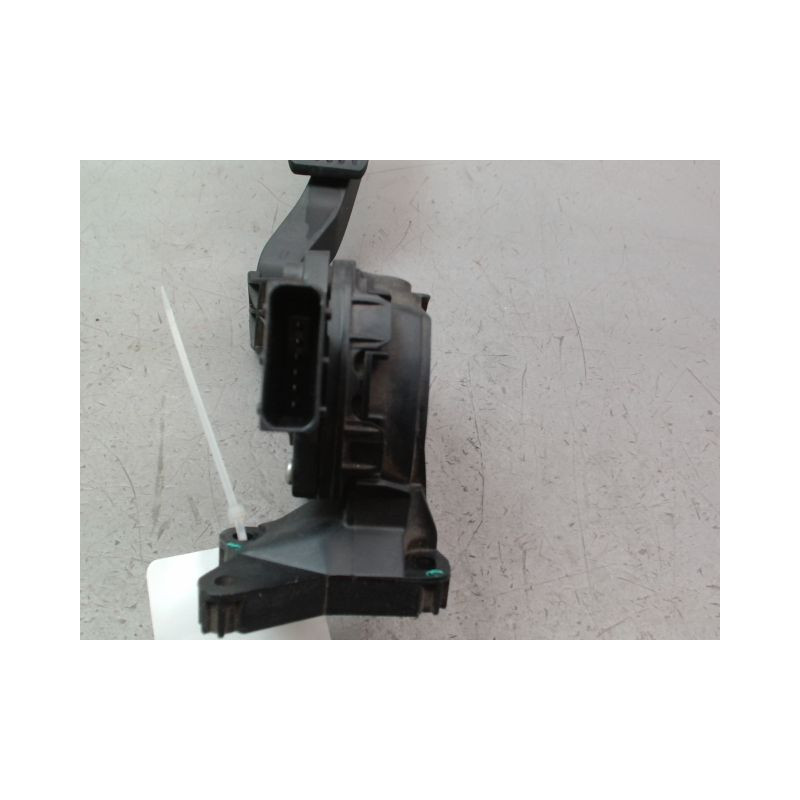 PEDALE ACCELERATEUR PEUGEOT BIPPER FG 2008-...