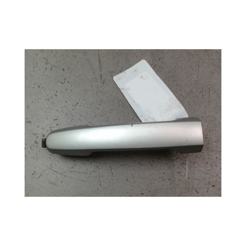 POIGNEE EXTERIEURE PORTE AVANT GAUCHE TOYOTA RAV4 2000-