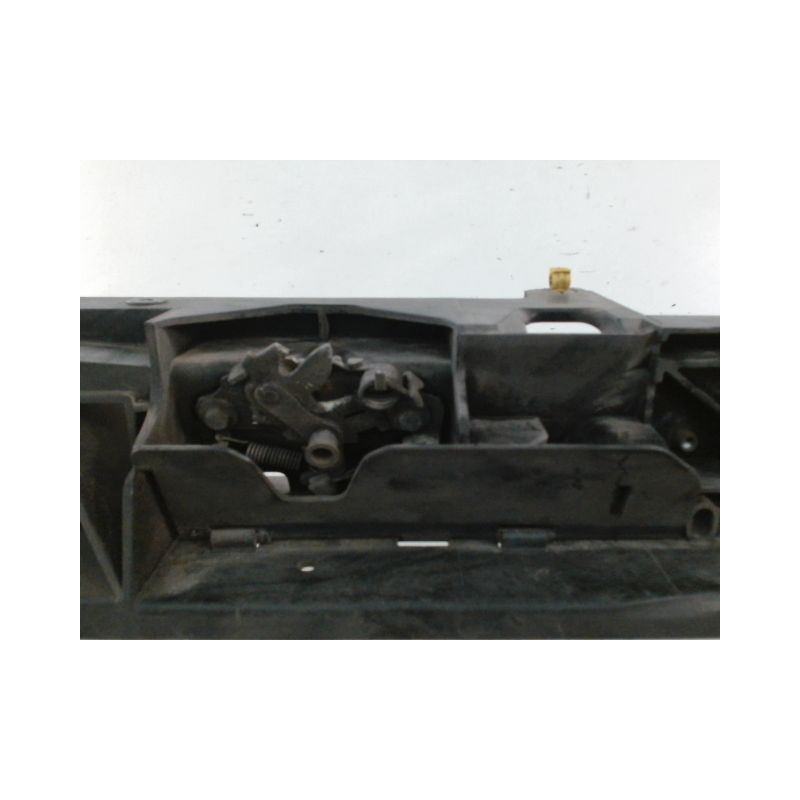 TRAVERSE SUPERIEURE ARMATURE AVANT CITROEN C4