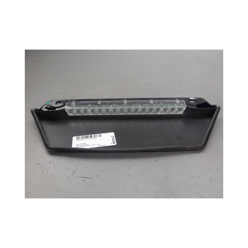 FEUX STOP SUPPLEMENTAIRE RENAULT LAGUNA