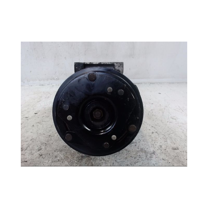 COMPRESSEUR AIR CONDITIONNE RENAULT TRAFIC PASSENGER