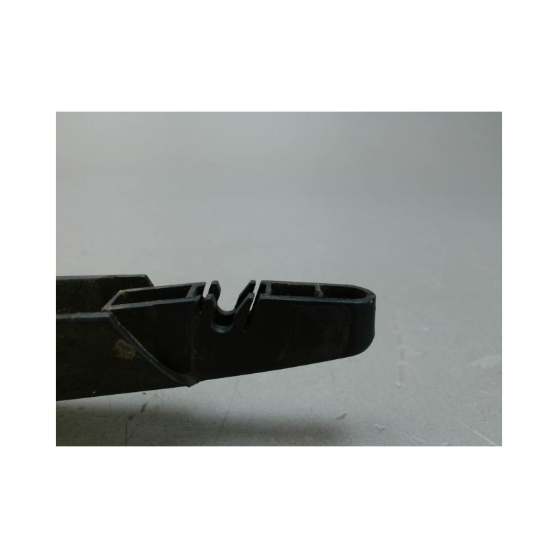 BRAS ESSUIE-GLACE ARRIERE RENAULT CLIO