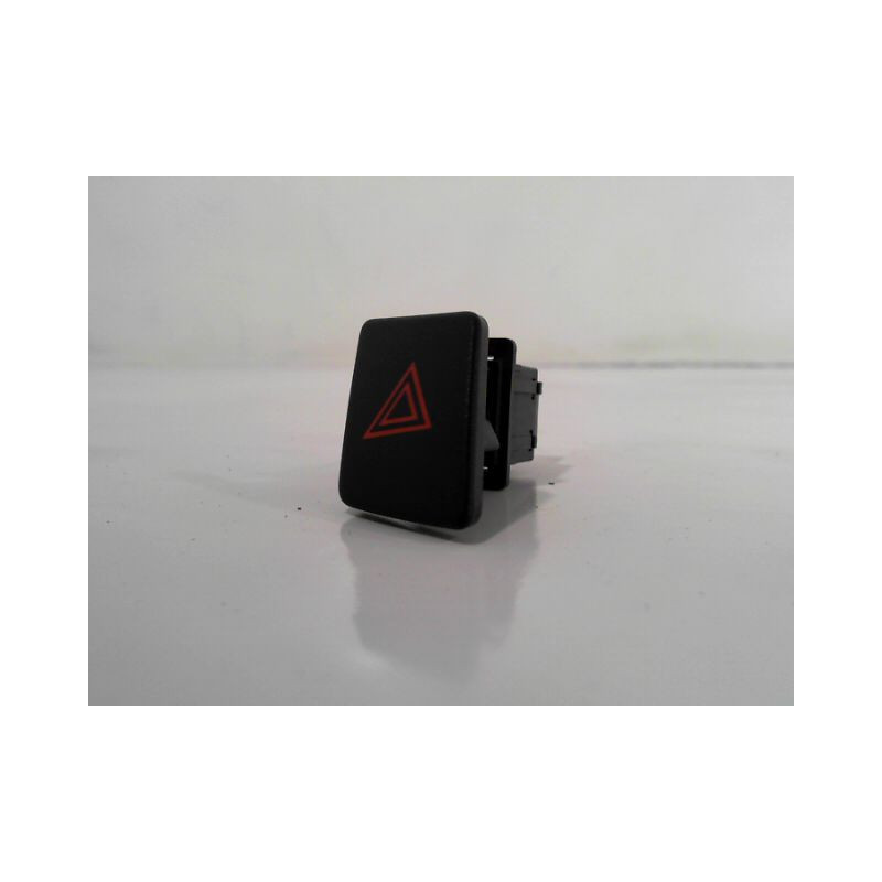 BOUTON DE WARNING TOYOTA YARIS 2005-