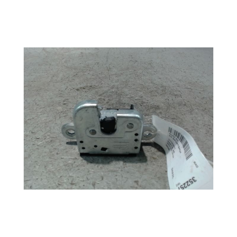 SERRURE HAYON  AUDI A3 SPORTBACK