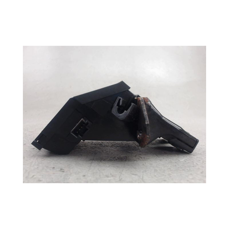 SERRURE COFFRE ARRIERE MERCEDES CLK