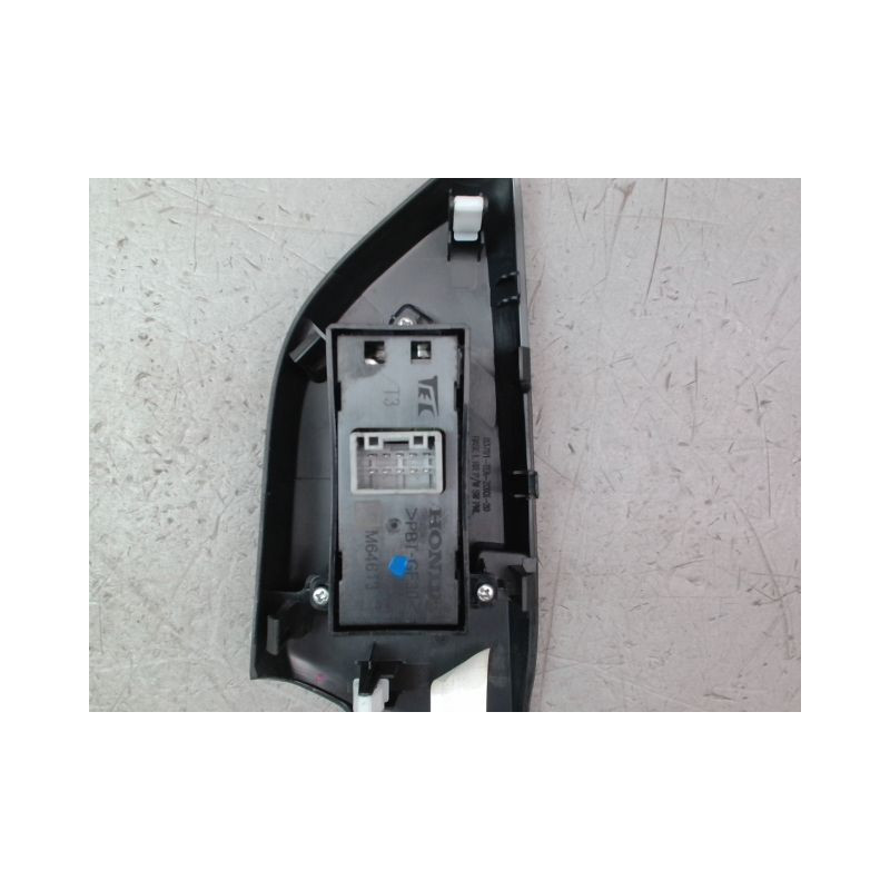 COMMANDE LEVE-GLACE PORTE ARG HONDA CIVIC