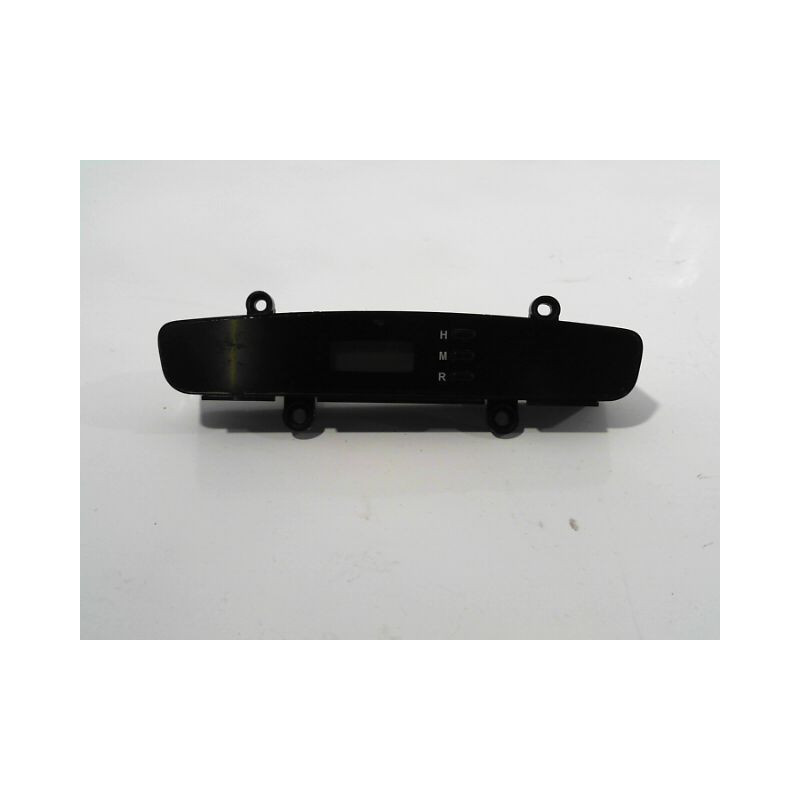 MONTRE KIA CARNIVAL