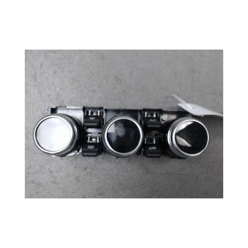 COMMANDE DE CHAUFFAGE DACIA DUSTER