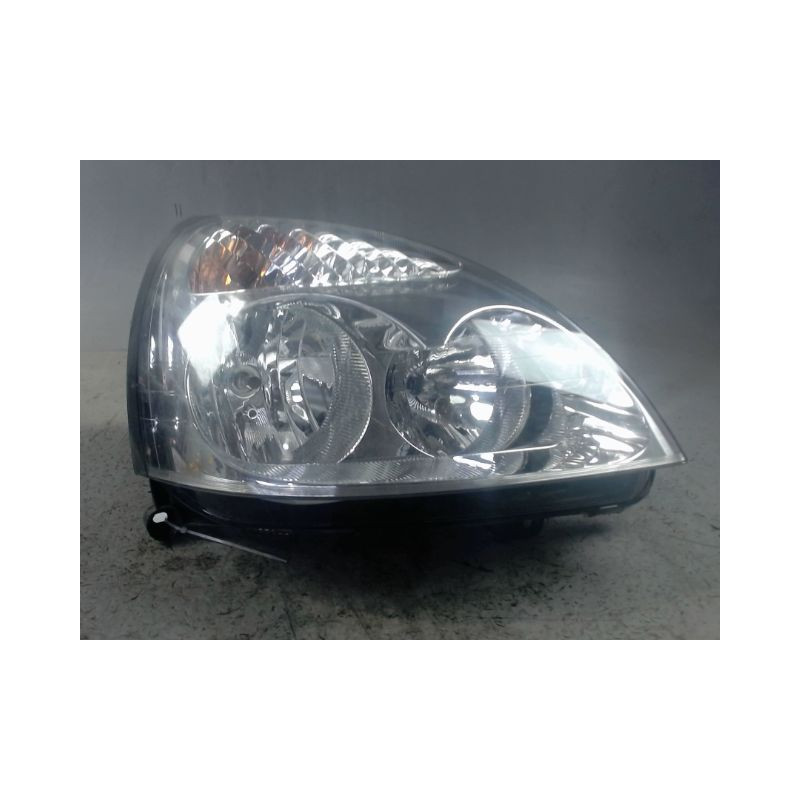 PHARE DROIT RENAULT CLIO II CAMPUS 06-