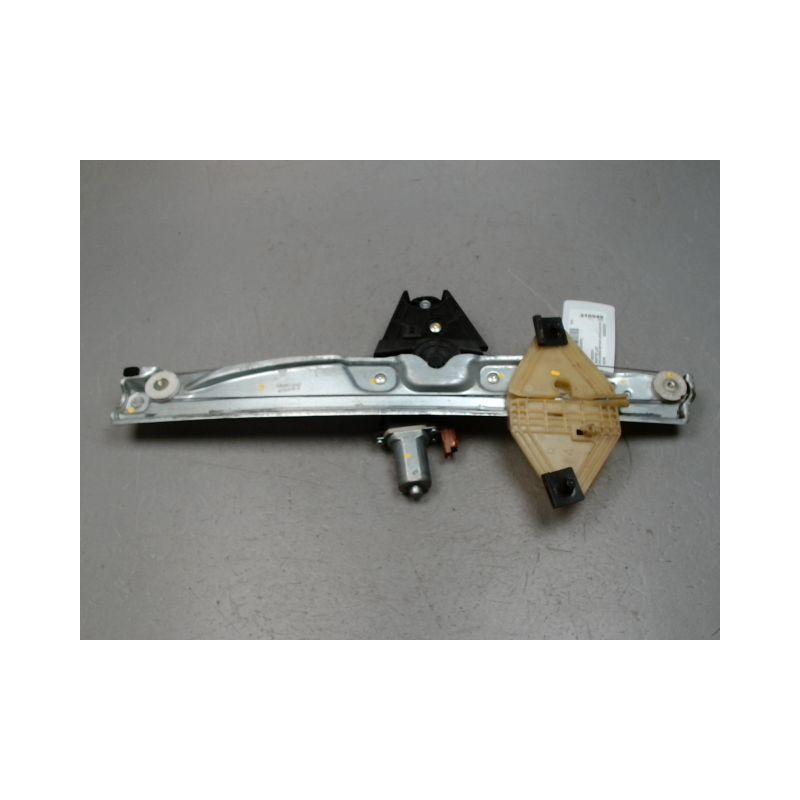 MECANISME+MOTEUR LEVE-GLACE AVANT DROIT DACIA SANDERO