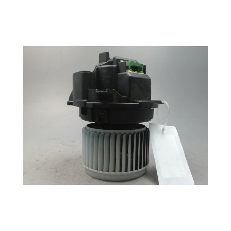 MOTEUR VENTILATEUR CHAUFFAGE DACIA SANDERO