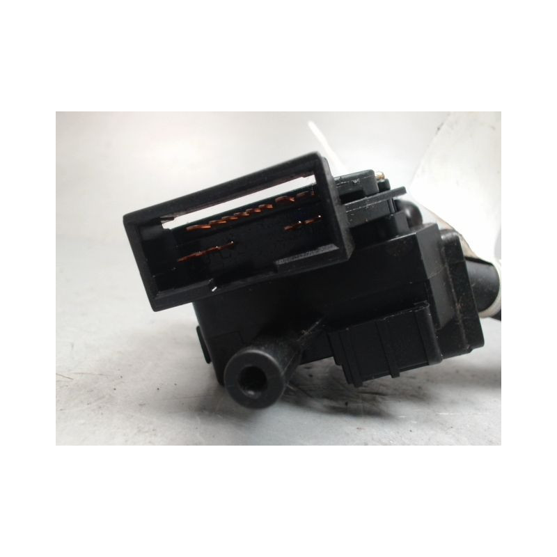 COMMANDE CLIGNOTANT KIA CARENS