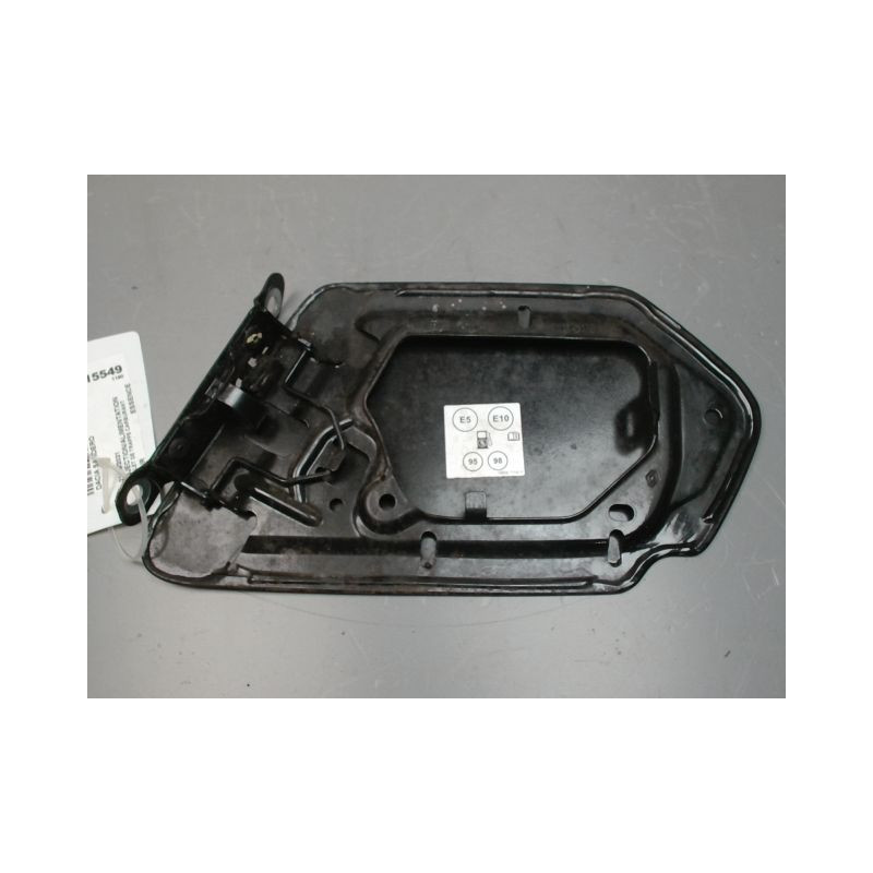 VOLET DE TRAPPE CARBURANT DACIA SANDERO