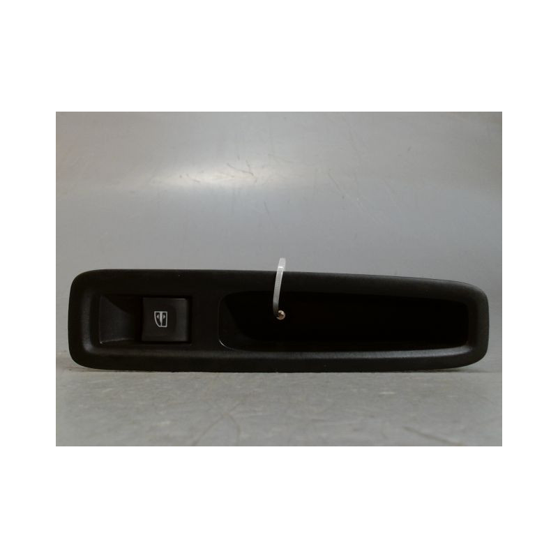 COMMANDE LEVE-GLACE PORTE ARD DACIA SANDERO