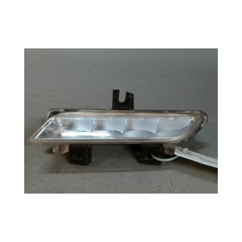 FEUX POSITION GAUCHE RENAULT CLIO
