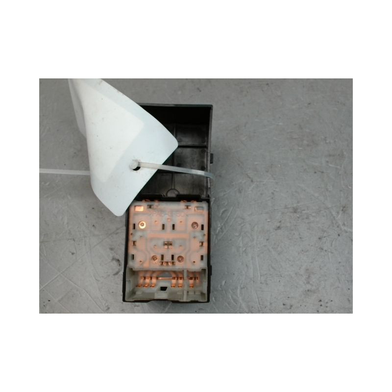 COMMANDE LEVE-GLACE PORTE AVG NISSAN MICRA 2003-2005