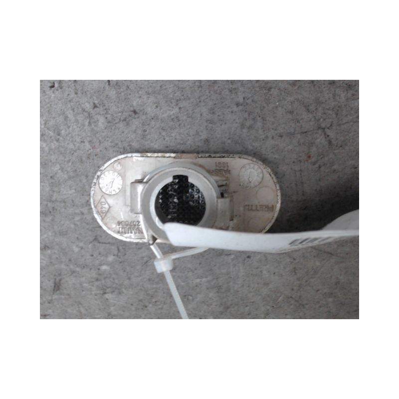 REPETITEUR AILE DROIT RENAULT TWINGO