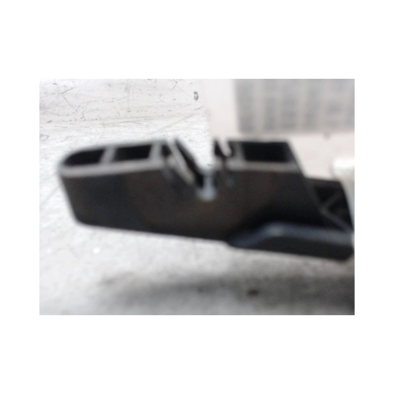 BRAS ESSUIE-GLACE ARRIERE RENAULT CLIO III 2005-