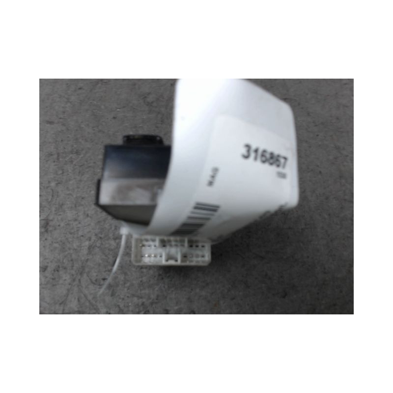 COMMANDE LEVE-GLACE PORTE AVG SUZUKI SWIFT