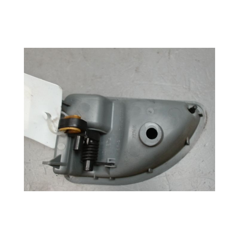 POIGNEE INTERIEURE PORTE AVANT GAUCHE RENAULT TWINGO PH.3 2000-2007
