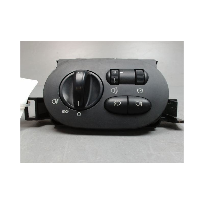 COMMANDE ECLAIRAGE ROVER 75