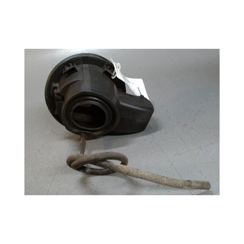 VOLET DE TRAPPE CARBURANT FORD FIESTA