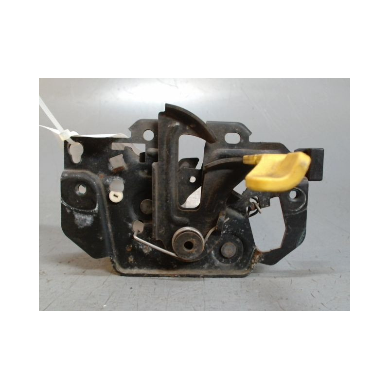 SERRURE CAPOT FORD FIESTA