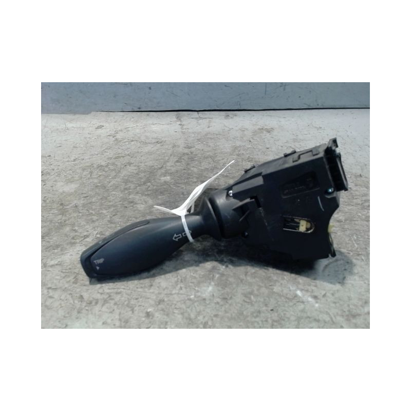 COMMANDE CLIGNOTANT FORD KA+