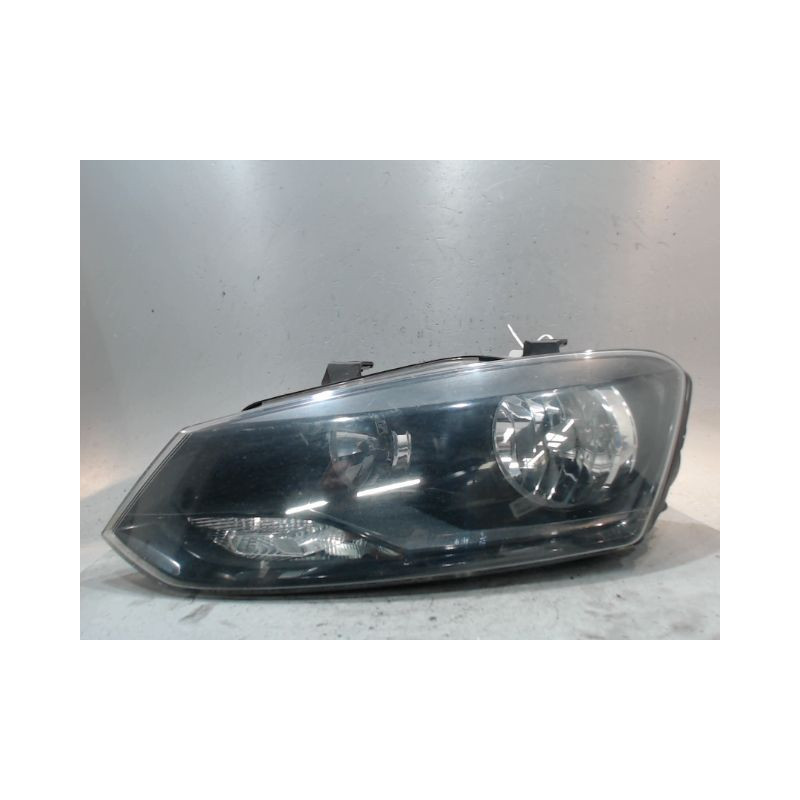 PHARE DROIT VOLKSWAGEN POLO