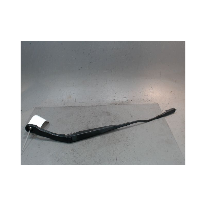 BRAS ESSUIE-GLACE AVANT GAUCHE NISSAN QASHQAI
