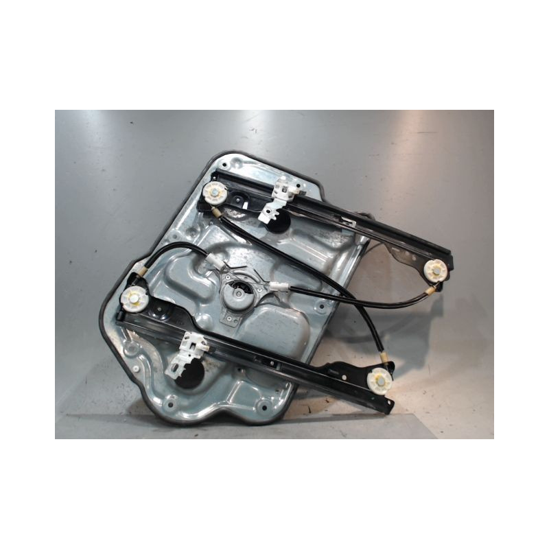 MECANISME+MOTEUR LEVE-GLACE AVANT DROIT NISSAN QASHQAI
