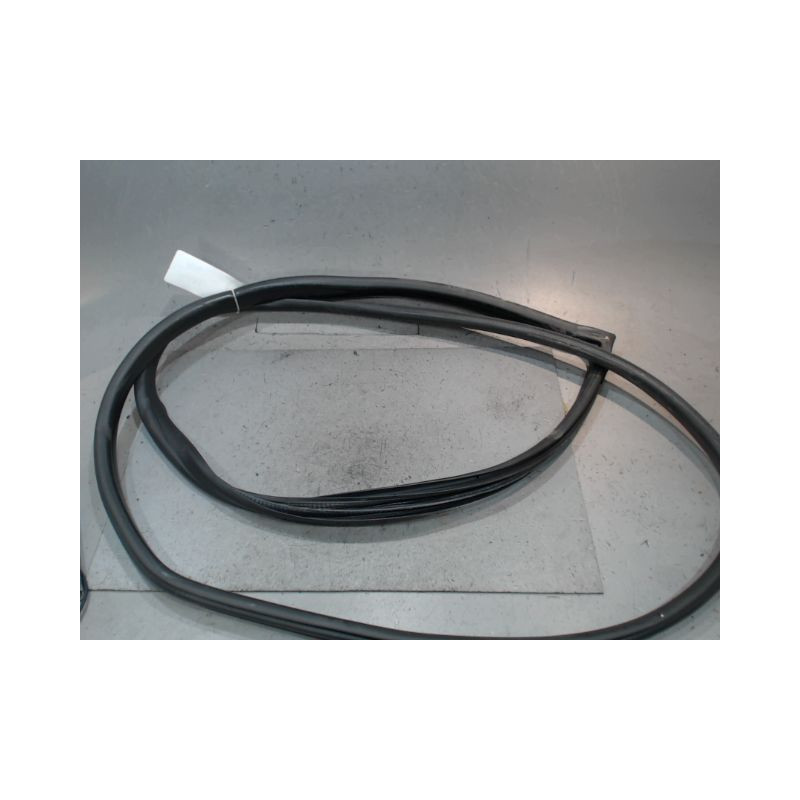 JOINT PORTE AVANT GAUCHE FORD FIESTA