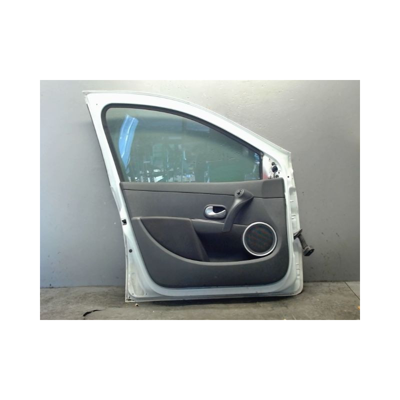 PORTE AVANT GAUCHE RENAULT CLIO