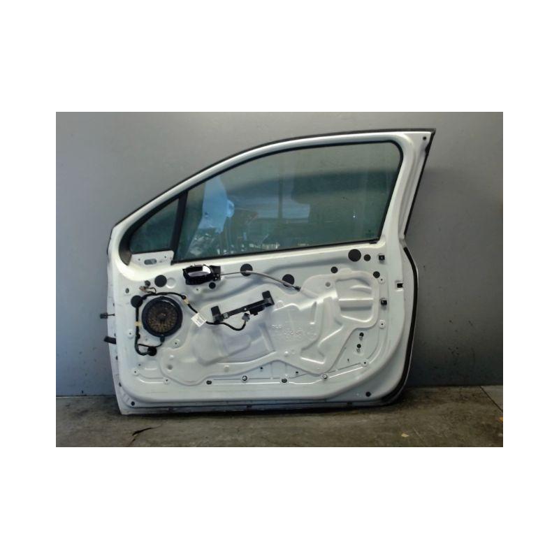 PORTE AVANT DROIT PEUGEOT 208