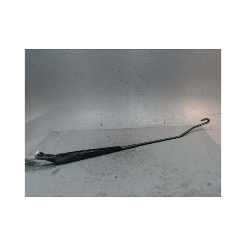 BRAS ESSUIE-GLACE AVANT DROIT RENAULT KANGOO
