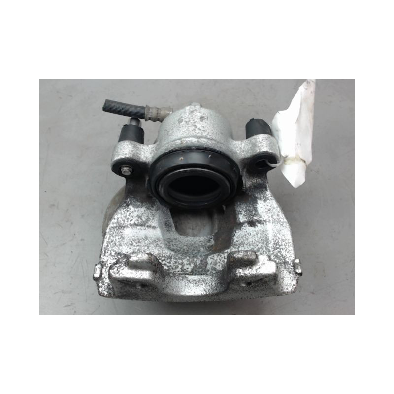 ETRIER DE FREIN AVANT GAUCHE TOYOTA YARIS 2005-