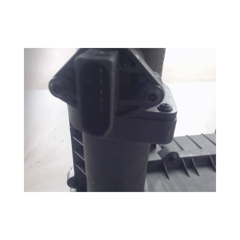 BOITIER FILTRE A AIR VOLKSWAGEN GOLF