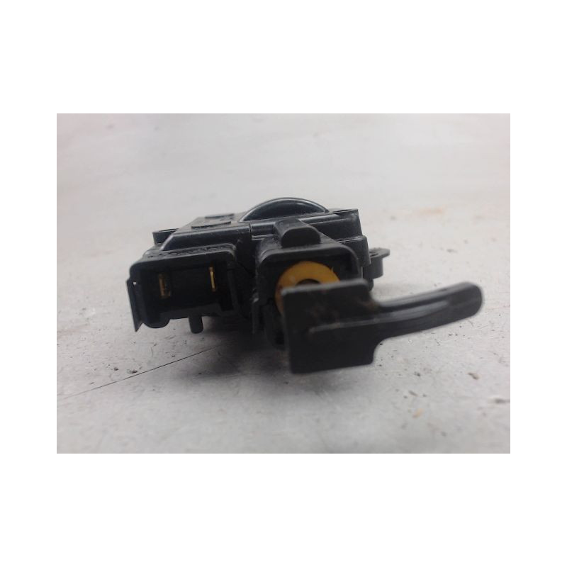 ACTIONNEUR TRAPPE CARBURANT RENAULT CLIO