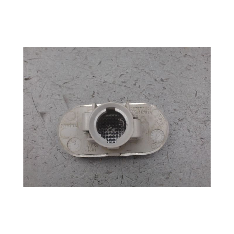 REPETITEUR AILE GAUCHE RENAULT TWINGO