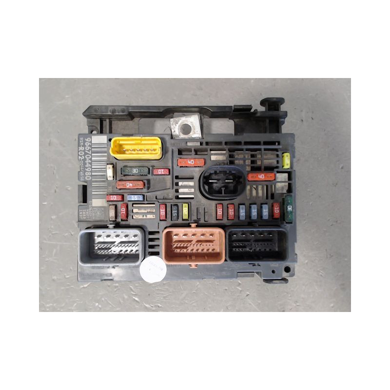 BOITE A FUSIBLES CITROEN C5