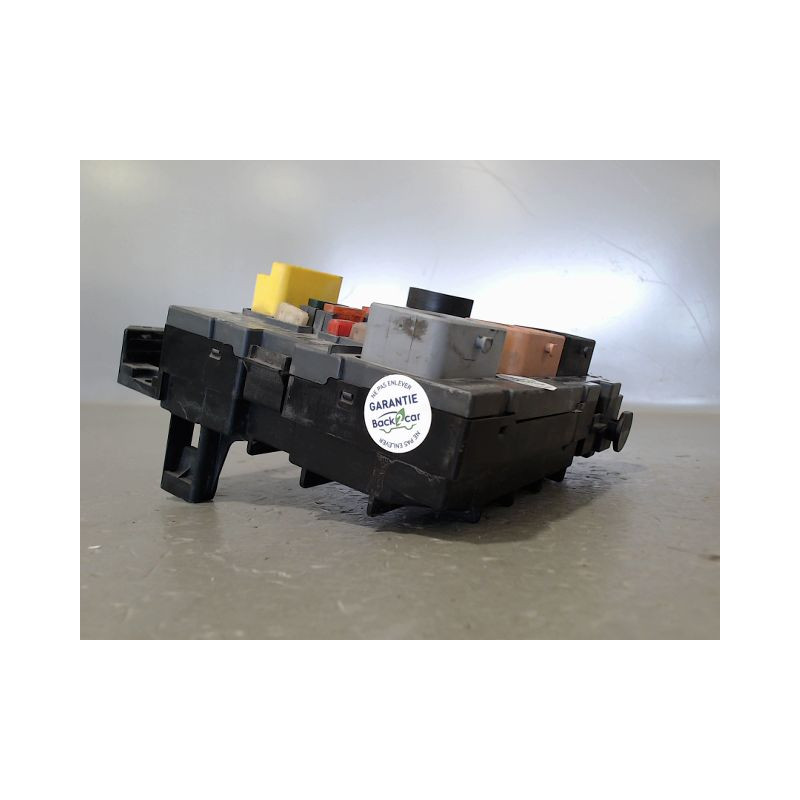 BOITE A FUSIBLES CITROEN C5